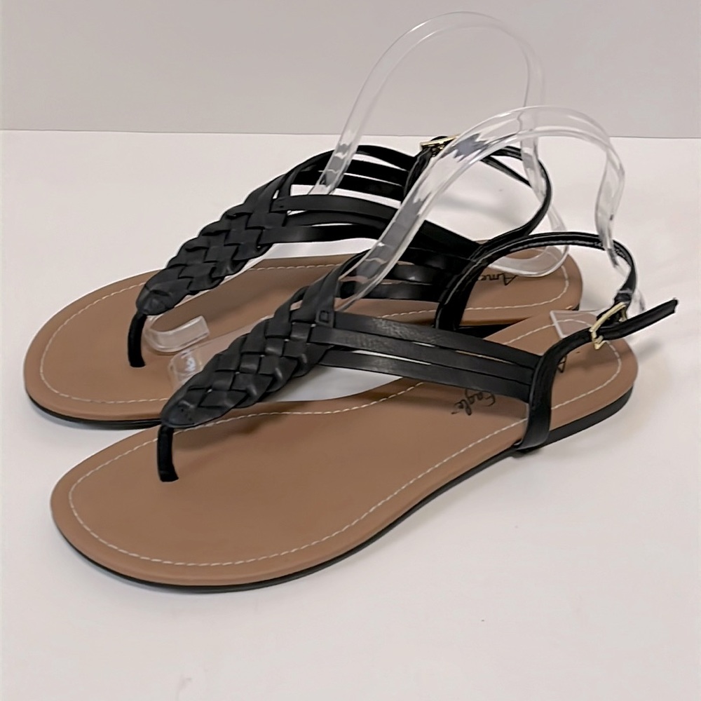 NWOT AMERICAN EAGLE Black Sandals Size 9
